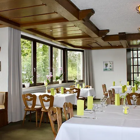 Hubertus 3*